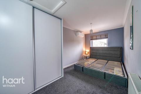 22 Claudius Way, Witham, CM8 1PY