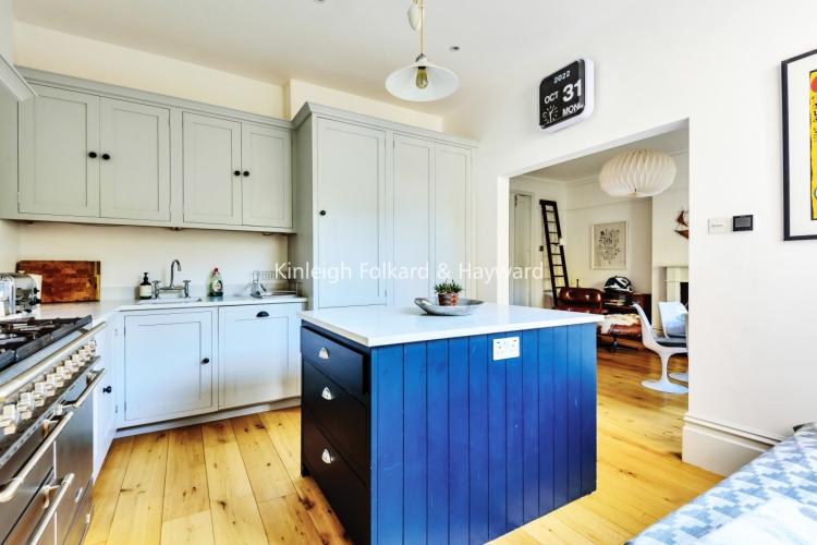 Kingsthorpe Road London SE26 4 bed house £3,500 pcm (£808 pw)