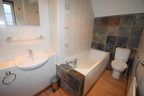 9 Haywards Mead, Eton Wick, Windsor, SL4 6JN