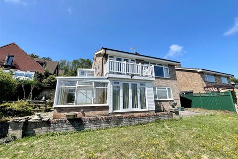 3 bedroom detached house for sale, Angus Close, Eastbourne, East Sussex, BN20