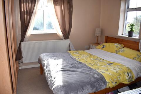 16 Bentley Lane, Grasby, Barnetby, DN38 6AW