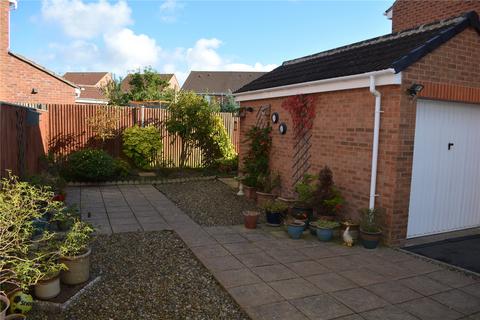 3 bedroom semi-detached house for sale, Givendale Close, Bridlington, East Yorkshire, YO16