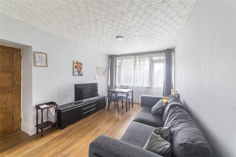 2 bedroom flat for sale, MacBeth House, Arden Estate, Islington, London