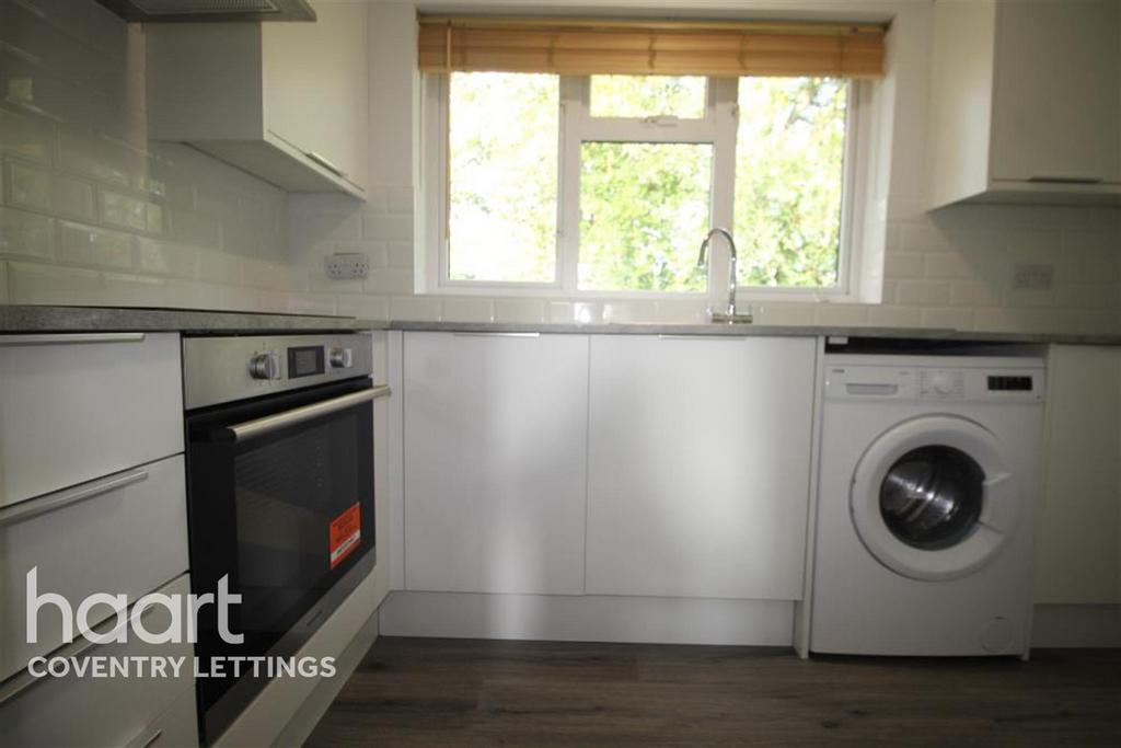 ster Avenue, Kenilworth, CV8 2EJ 1 bed flat £850 pcm (£196 pw)