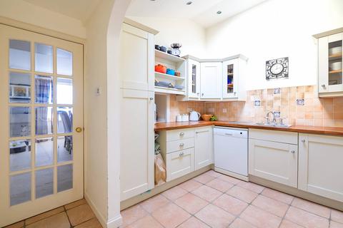 11 Deveronside, Banff, AB45 1HP