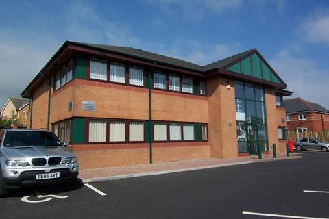 Property to rent - The Old Board Room, Mortimer Heights, Penistone, Sheffield, South Yorkshire, S36 9UY