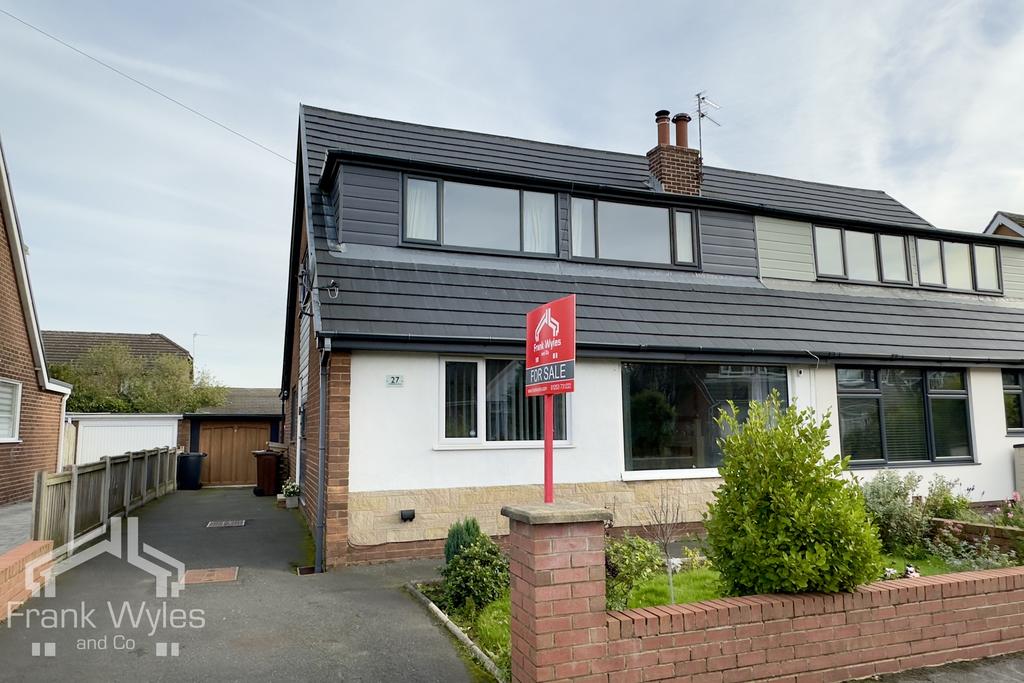 Tewkesbury Drive, Lytham 3 bed semidetached house for sale £299,000