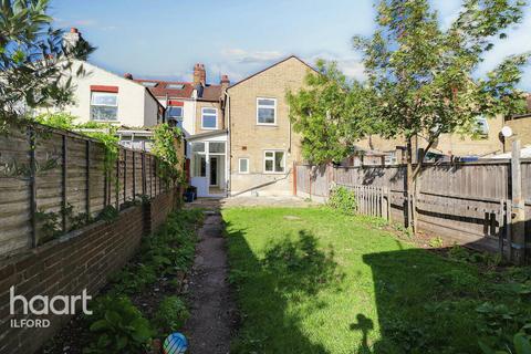 3 bedroom terraced house for sale, Kingston Road, Ilford