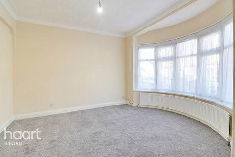 3 bedroom terraced house for sale, Kingston Road, Ilford