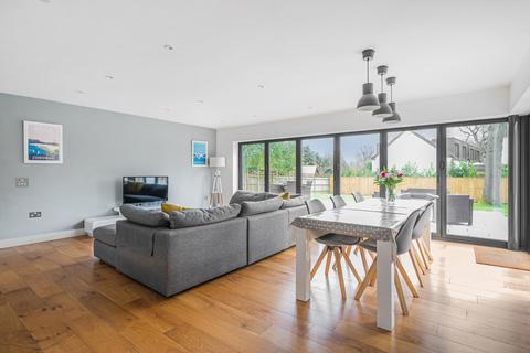 Smoke Acre Cross Way, Shawford, Winchester, SO21 2BZ
