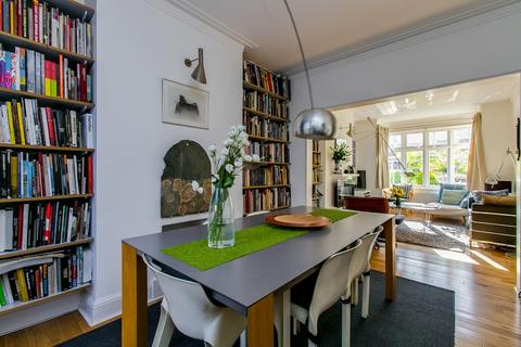 8 Silverton Road, London, W6 9NY