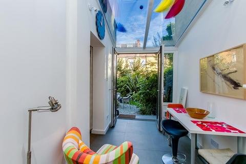8 Silverton Road, London, W6 9NY