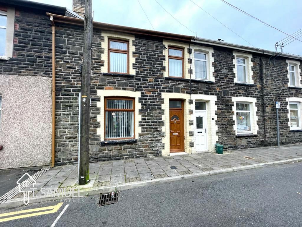 Gertrude Street, Abercynon 3 bed terraced house £159,950