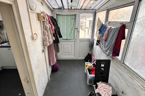 3 bedroom terraced house for sale - Kirk Street, Doncaster DN4