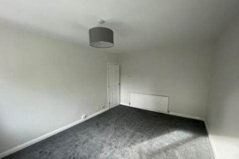 1 bedroom flat to rent, Tinshill Road, Leeds, West Yorkshire, LS16