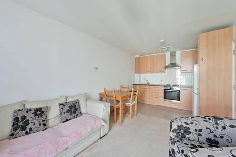 1 bedroom flat for sale, Holford Way, Roehampton, London, SW15