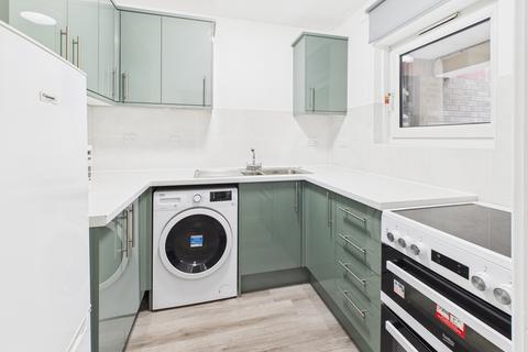 undefined, Beaulands Close Cambridge