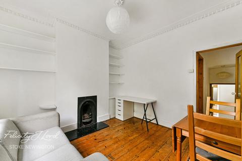1 bedroom flat for sale, Gibson Gardens, Stoke Newington, N16