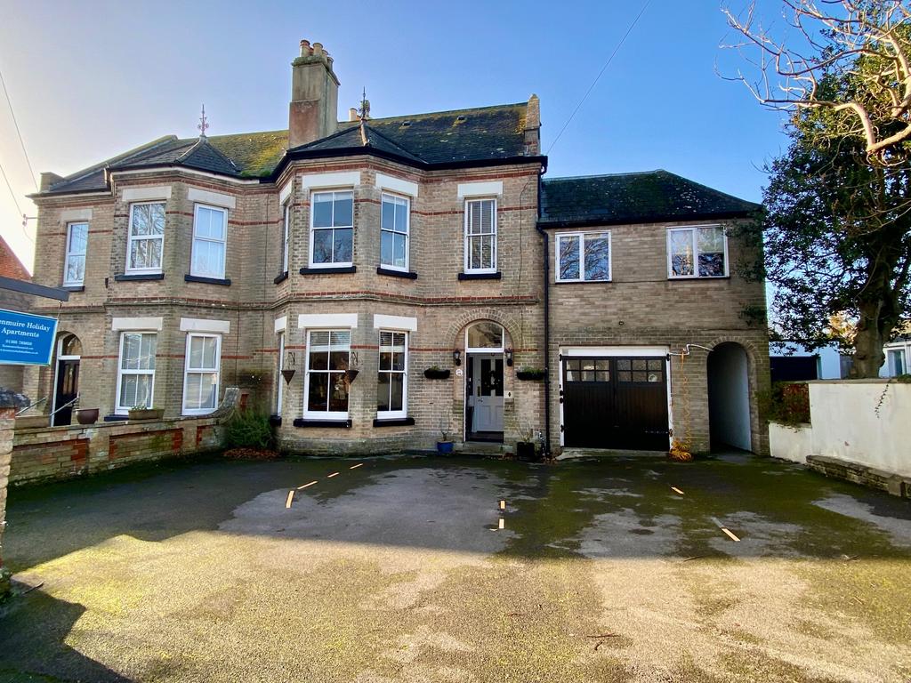 Alexandra Road, Weymouth 7 bed semidetached house for sale £690,000
