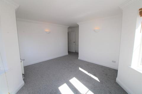 2 bedroom flat to rent, Norwich Avenue West, Bournemouth BH2
