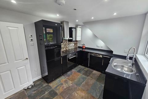 2 bedroom flat to rent, Roslin Terrace, City Centre, Aberdeen, AB24