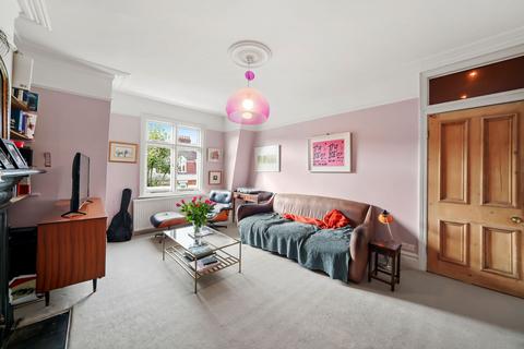 3 bedroom flat for sale, Castellain Mansions, Castellain Road, W9