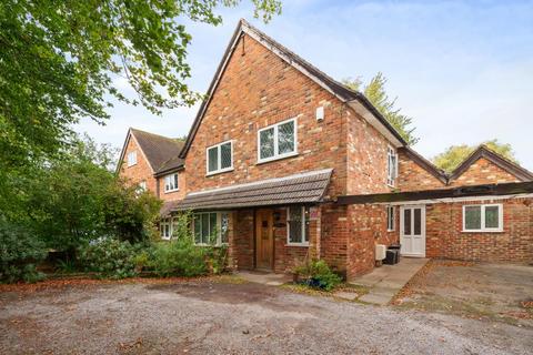 Mandirya Beeches Road, Farnham Common, Slough, SL2 3PS