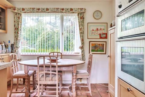 Abbotswood Station Road, Ide, Exeter, EX2 9RS