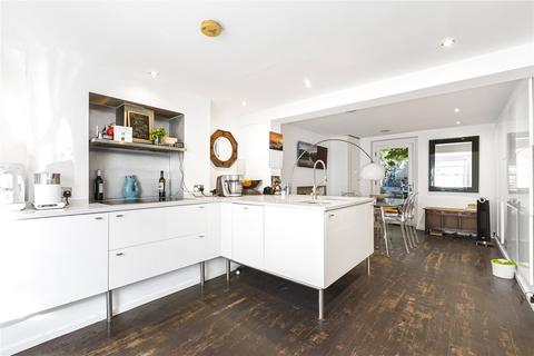 21 Remington Street, London, N1 8DH