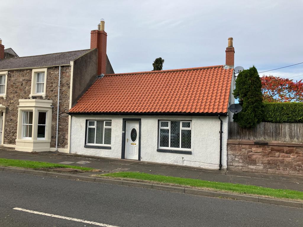 Castle Street, Norham, Berwick upon Tweed, TD15 2LQ 2 bed cottage for