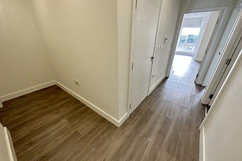 2 bedroom flat to rent, Dover Court, Dominion Road, Southall, Greater London, UB2