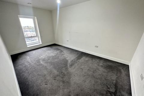 2 bedroom flat to rent, Dover Court, Dominion Road, Southall, Greater London, UB2