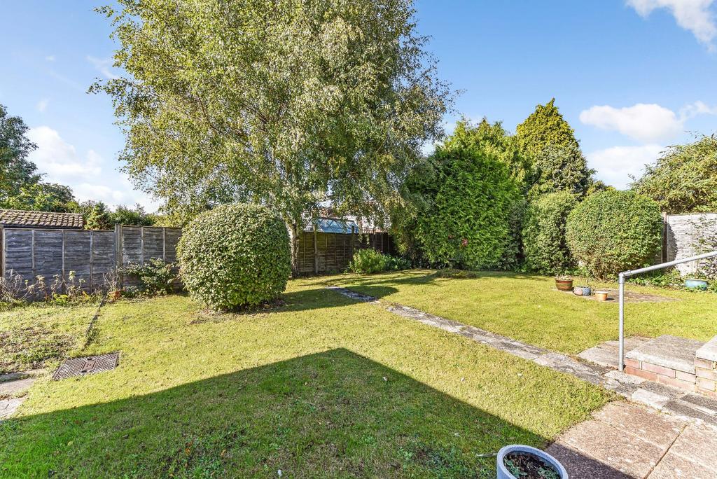 North Road, Horndean, Hampshire 2 bed bungalow for sale £350,000