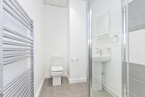 2 bedroom flat to rent, Menzies Road, Aberdeen AB11