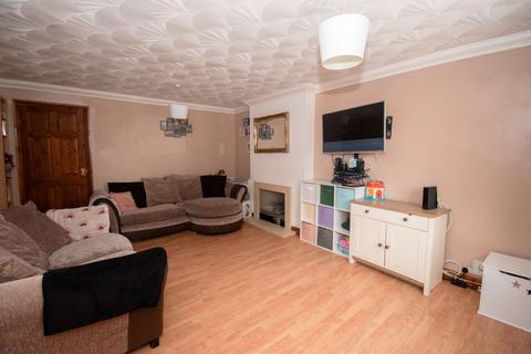 3 bedroom terraced house for sale, Brocklesby Way, Leicester