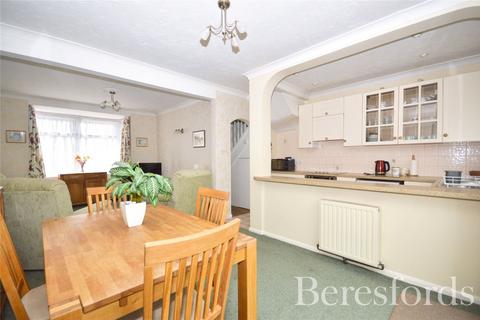 5 Clive Road, Romford, RM2 5SP