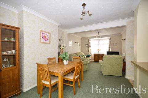 5 Clive Road, Romford, RM2 5SP