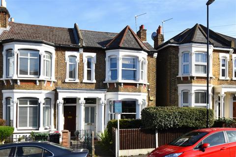Lower Flat, 13 Farren Road, London, SE23 2DZ