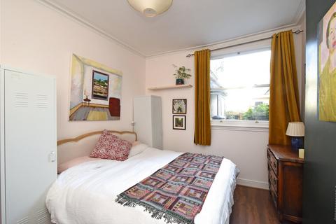 Lower Flat, 13 Farren Road, London, SE23 2DZ