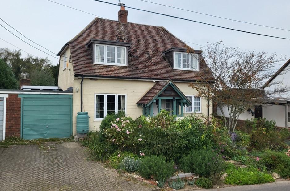 Dog Lane, Ashampstead, RG8 2 bed detached house for sale £495,000