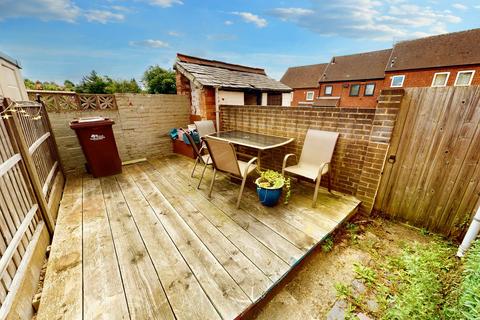 2 bedroom terraced house for sale, Church Street, Burton-On-Trent DE13