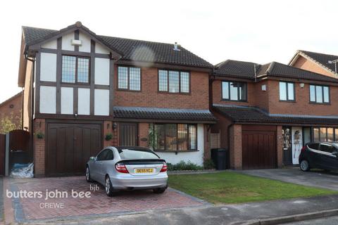 4 bedroom detached house for sale - Farmleigh Drive, Crewe