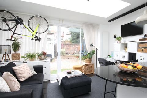 1 bedroom flat to rent, The Grove, Finchley, N3