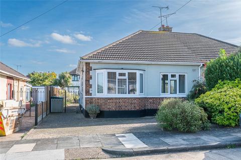 14 Dulverton Close, Westcliff-on-sea, SS0 0HS