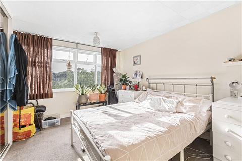2 bedroom apartment for sale - Lincoln Close, London, SE25
