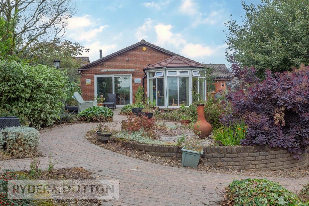 Ventnor Road, Haslingden, Rossendale, BB4 3 bed detached bungalow for
