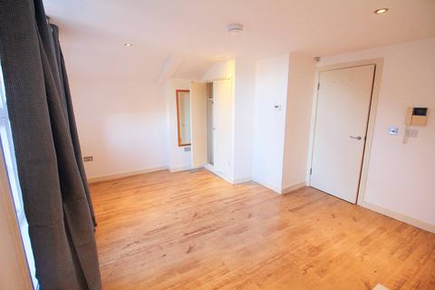 Studio to rent - Guildhall Hill, Norwich NR2