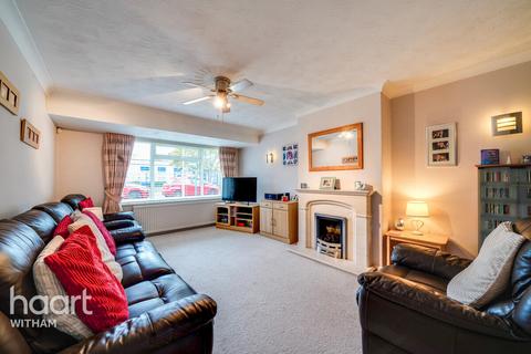 16 Townsend Road, Tiptree, Colchester, CO5 0ND