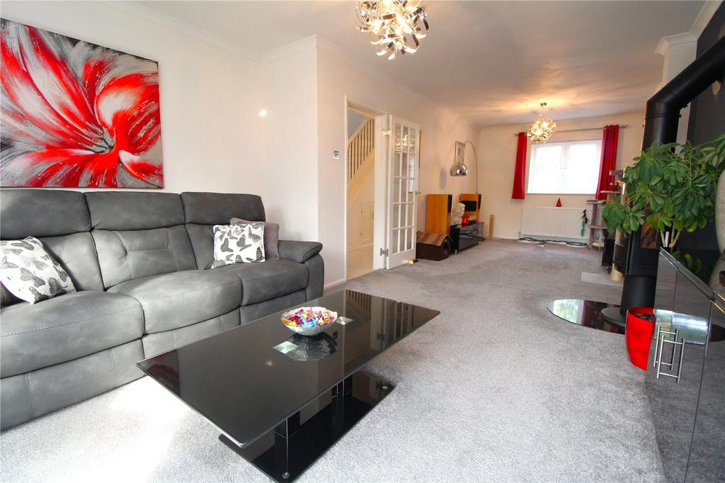 St. Johns Close, Colchester, Essex, CO4 4 bed detached house £550,000