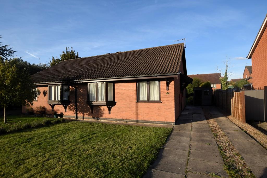 Leysmill Close, Hinckley 2 bed semidetached bungalow for sale £217,000